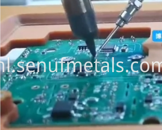 Automatic USB connector soldering Machine robotic wire welding equipment2
